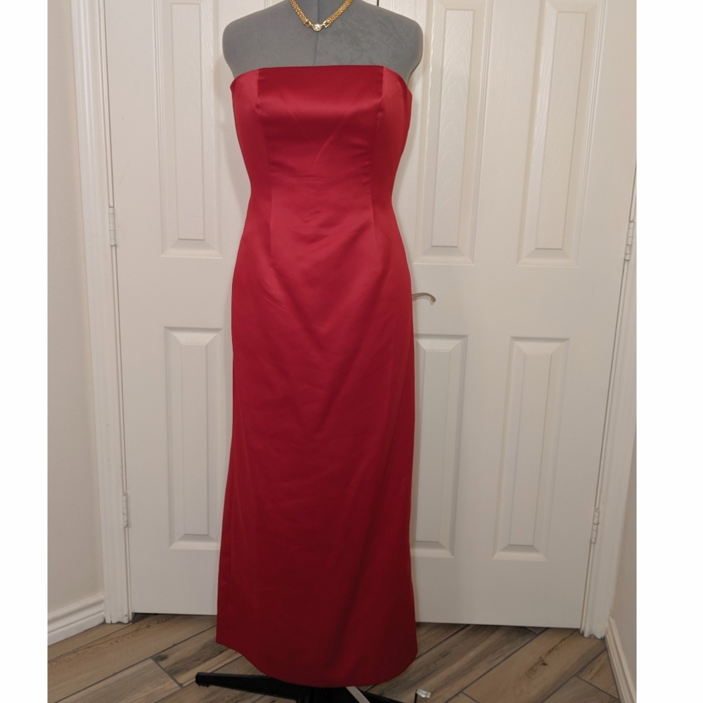 NWT Formal Wear Dress Full Length Strapless sz 8